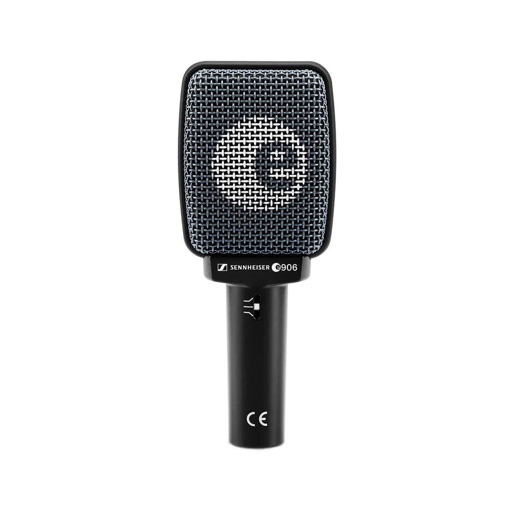 e 906