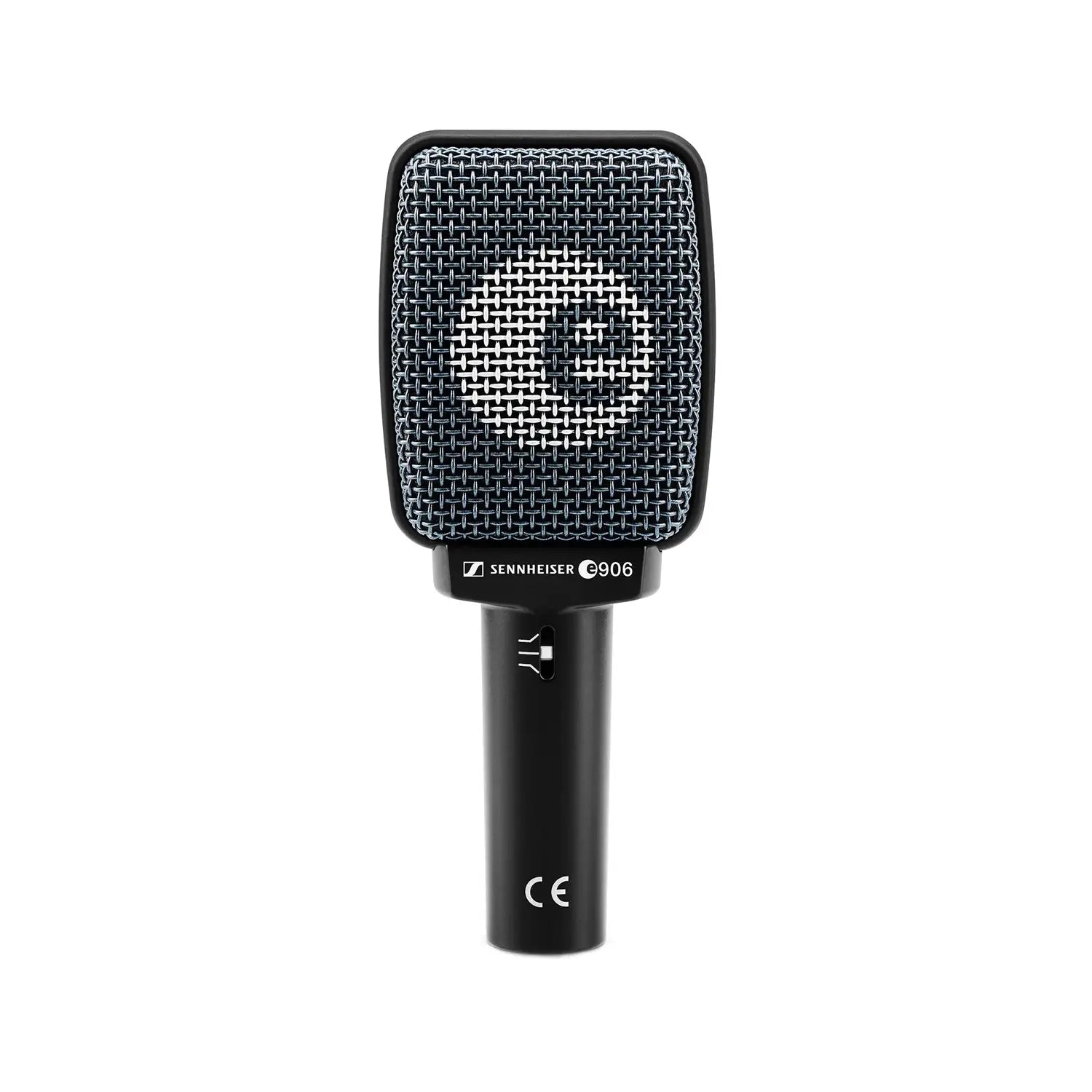 e 906